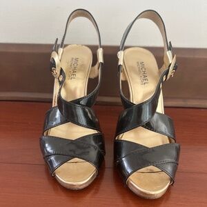 MICHAEL KORS sandals size 6.5 black gold